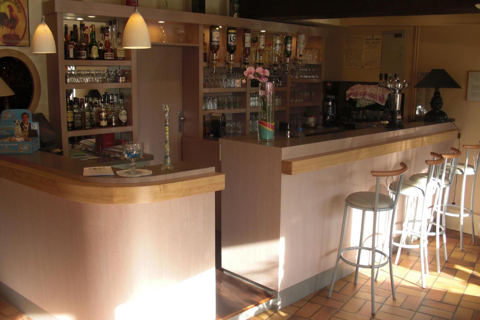 Logis Hotel De France Rochechouart Kültér fotó