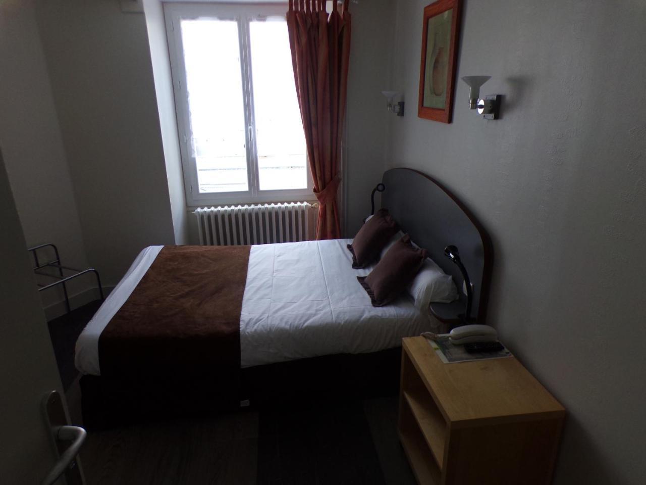 Logis Hotel De France Rochechouart Kültér fotó