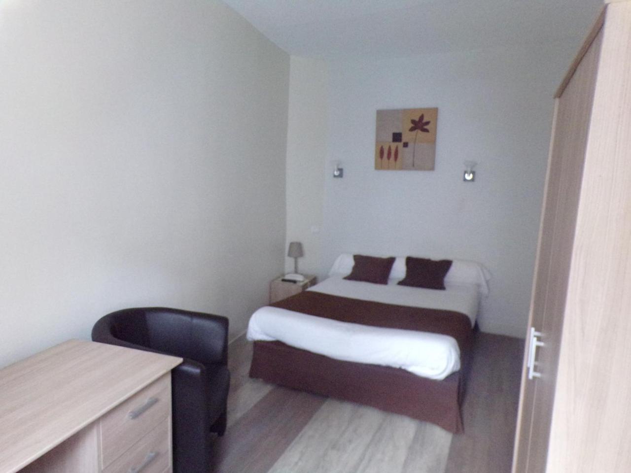 Logis Hotel De France Rochechouart Kültér fotó
