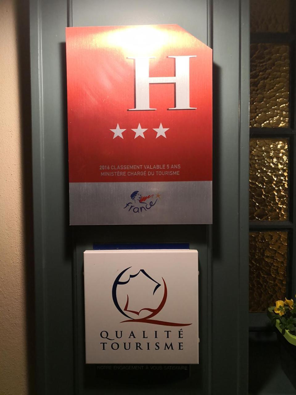 Logis Hotel De France Rochechouart Kültér fotó