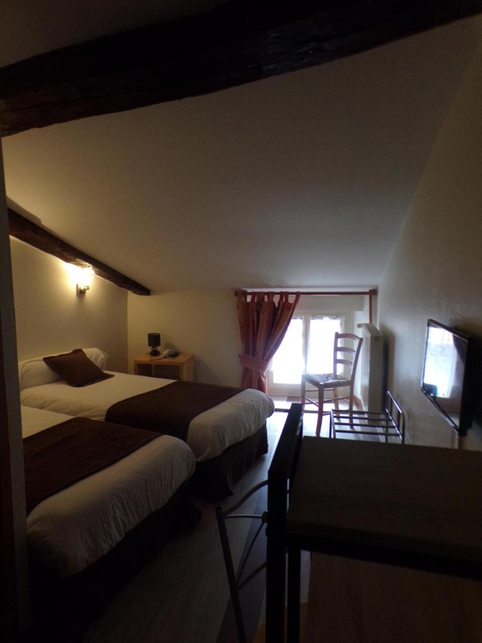 Logis Hotel De France Rochechouart Kültér fotó